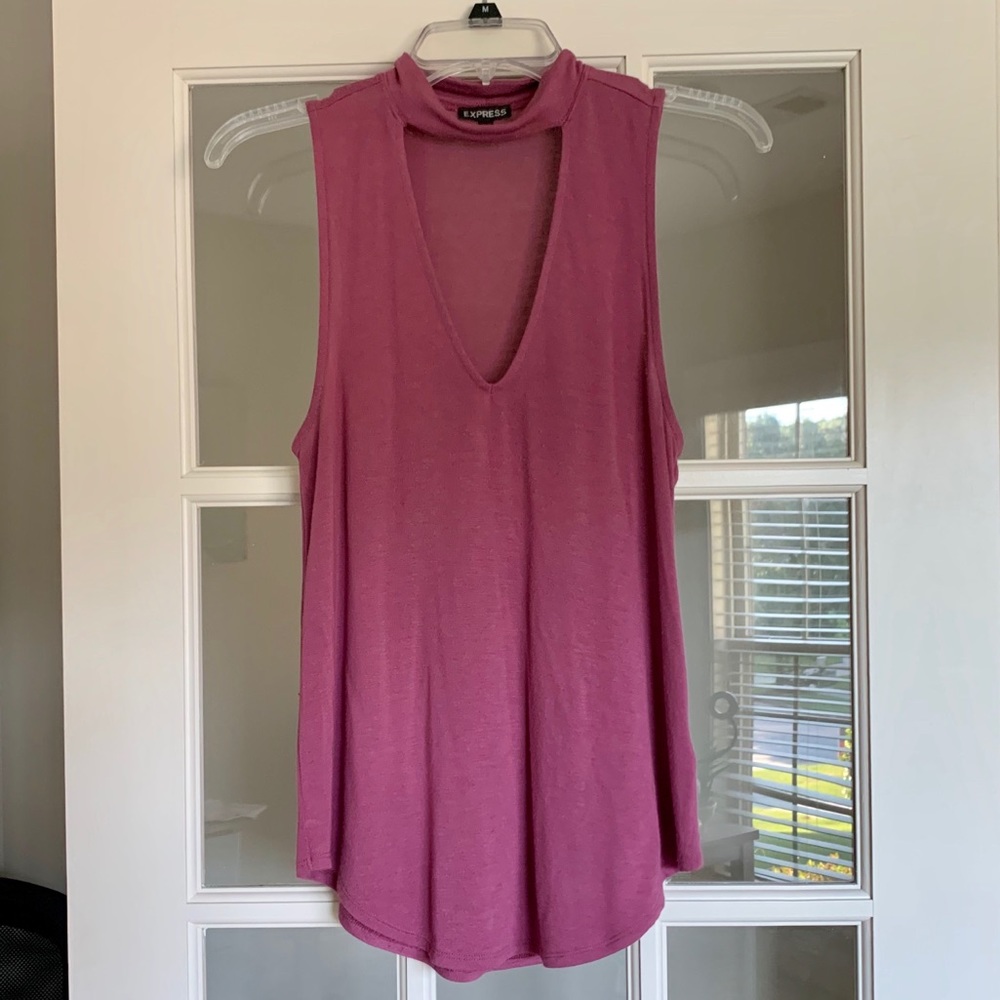 Women’s Express Sleeveless Top